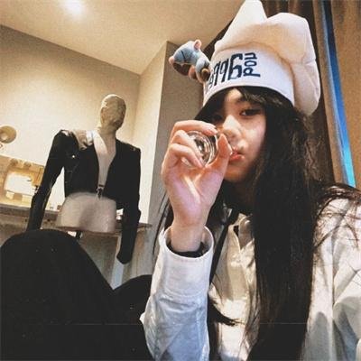 有前途的年轻女子